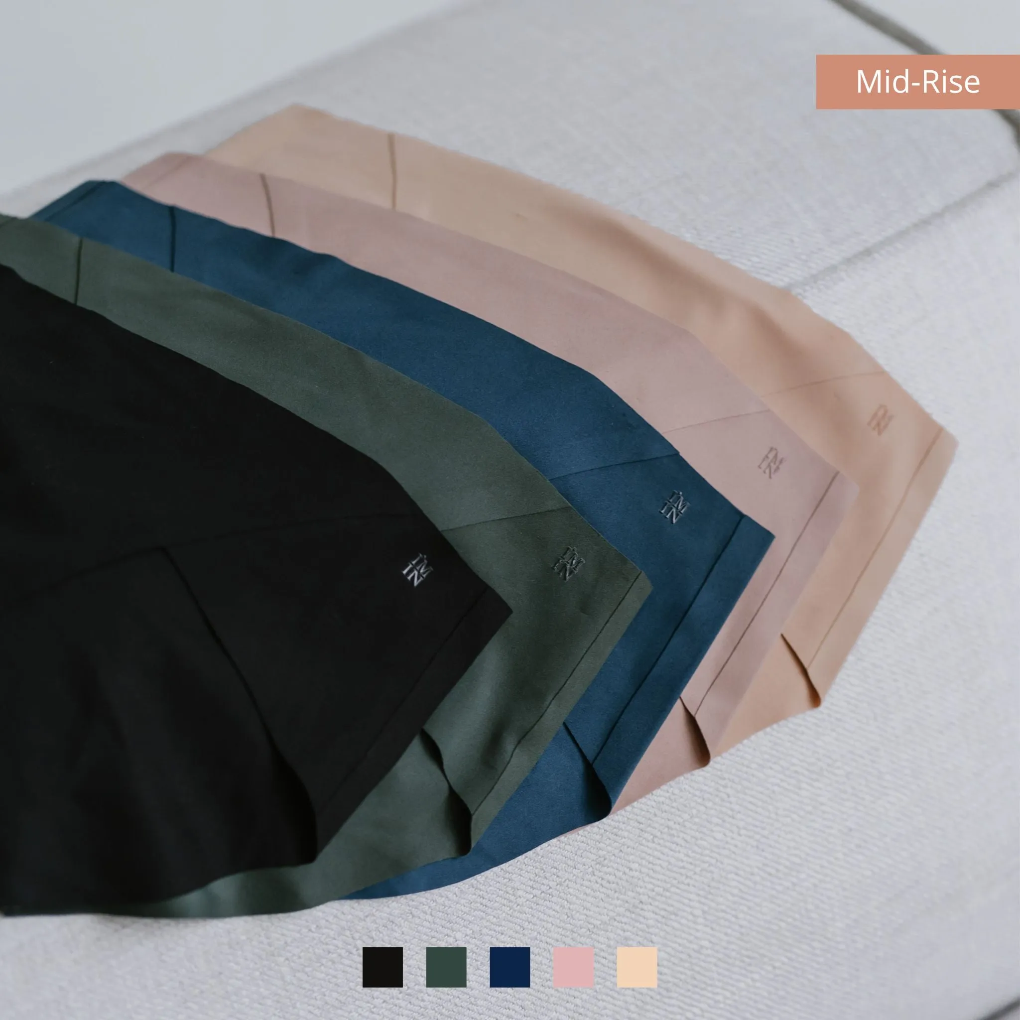 air-ee Mid-Rise Sleek Seamless Cheekie (Signature Edition)