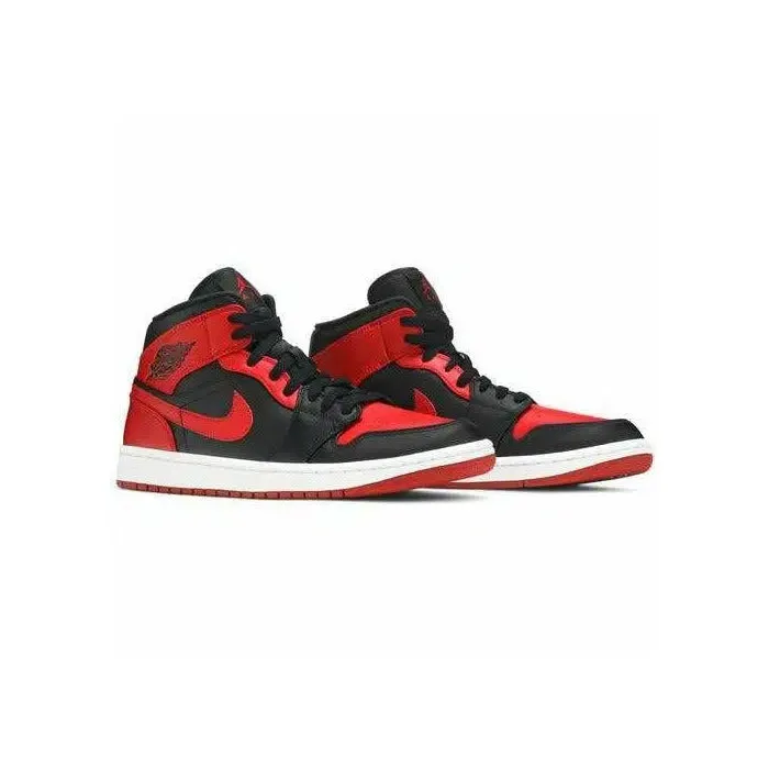 Air Jordan 1 Mid "Bred Banned"