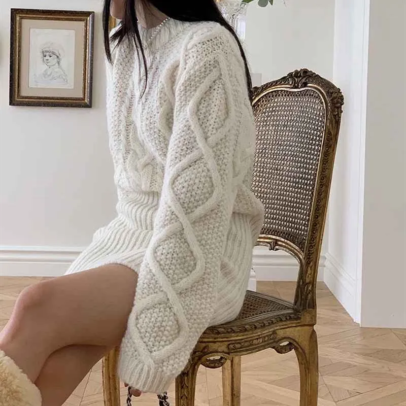 Autumn and Winter Vintage Cable-Knit Dress Set with Femininity, Knitted Sweater Dress. C-241017-2