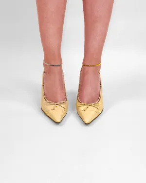 CHANEL beige bow point heels 39