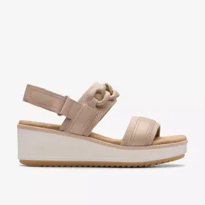 Clarks Women's Wrenly Eve Sand Leather 26182087