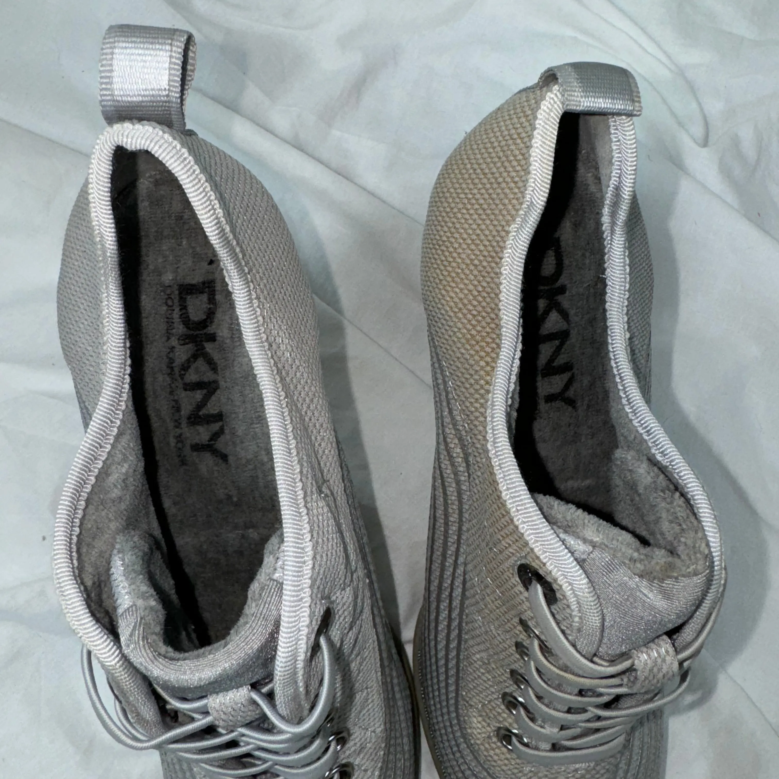 DKNY Vintage Sneaker Heels 38/39