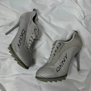 DKNY Vintage Sneaker Heels 38/39