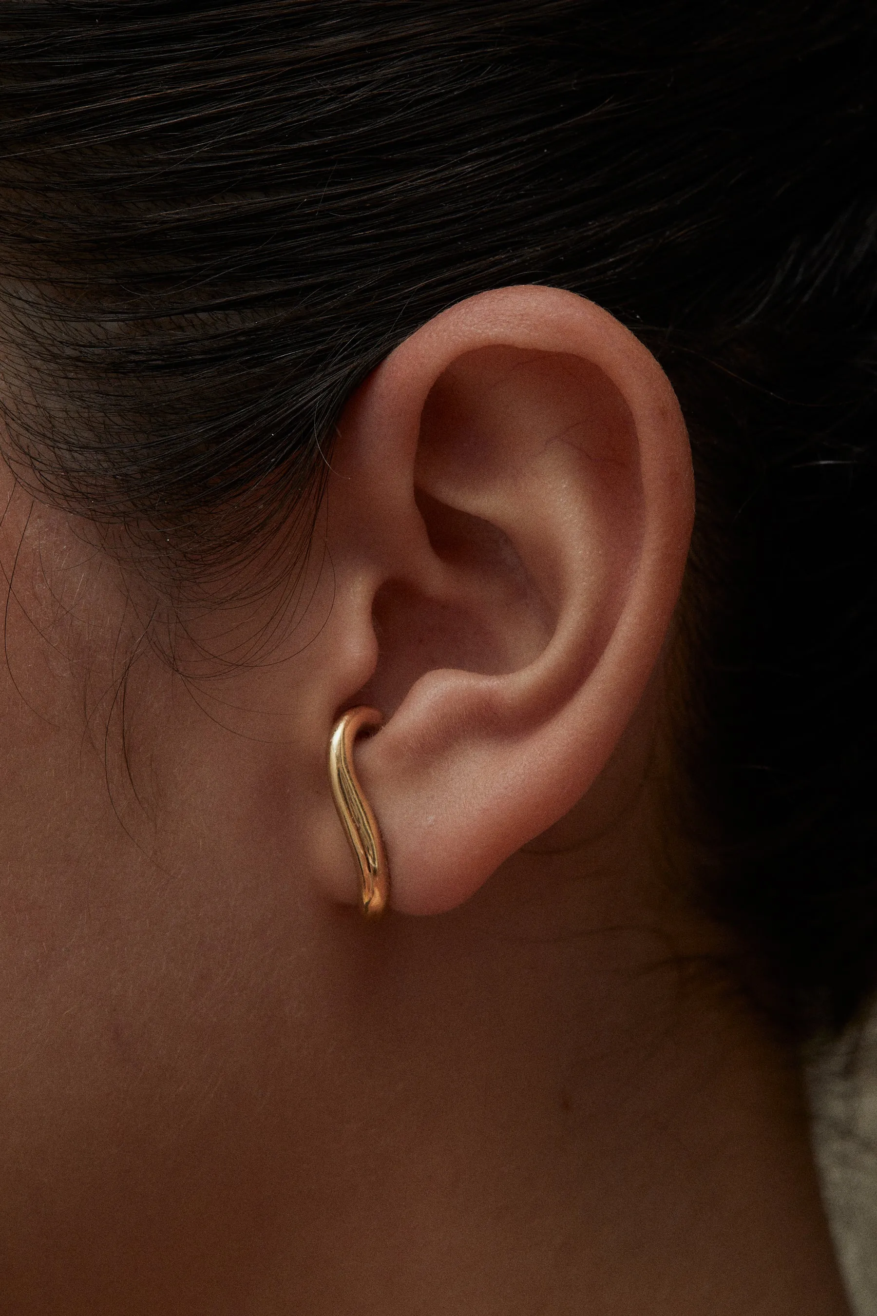 everyday lobe earring gold