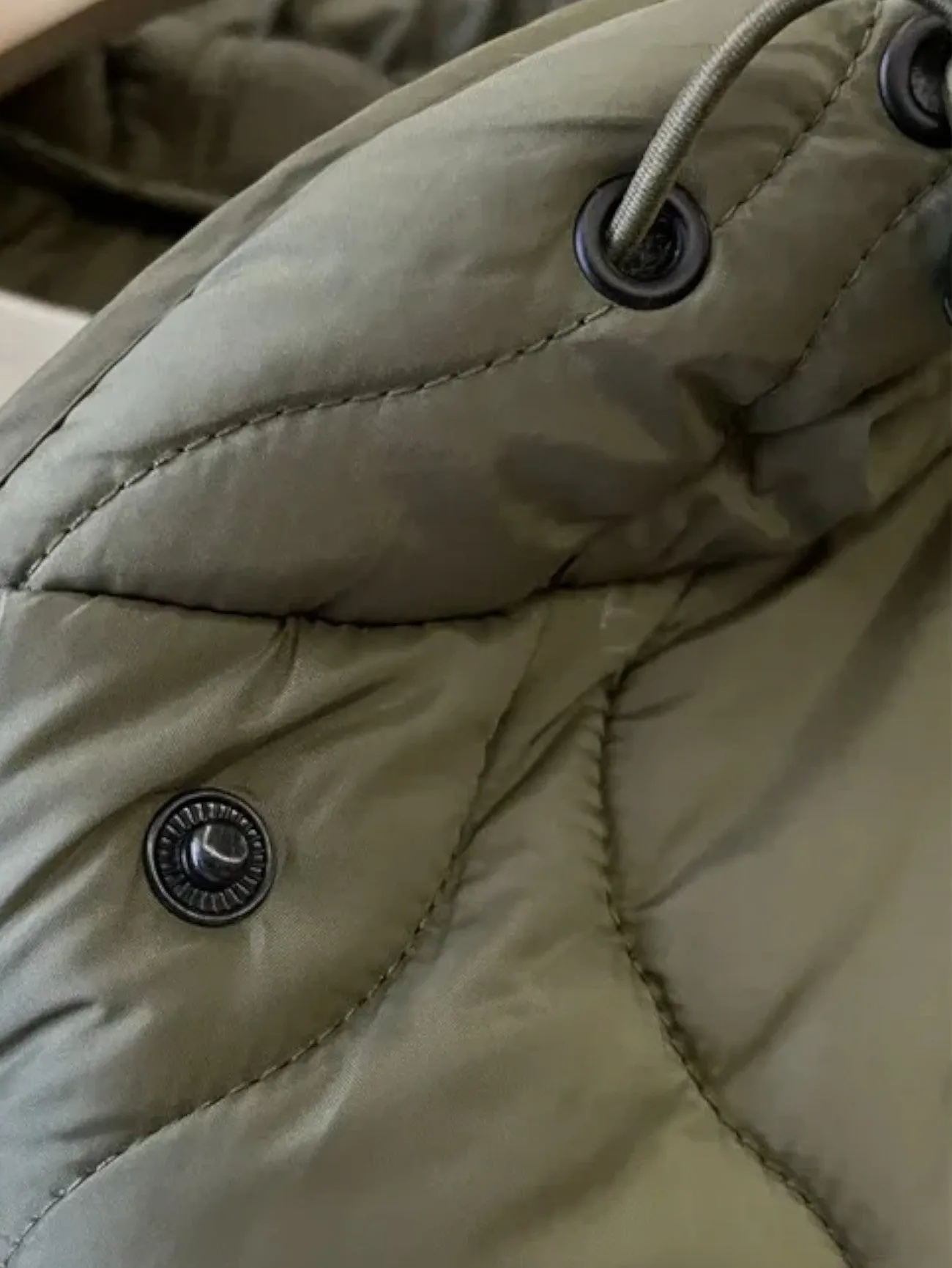 Foxes | Women's Long Quilted Hooded Winter Puffer Jacket