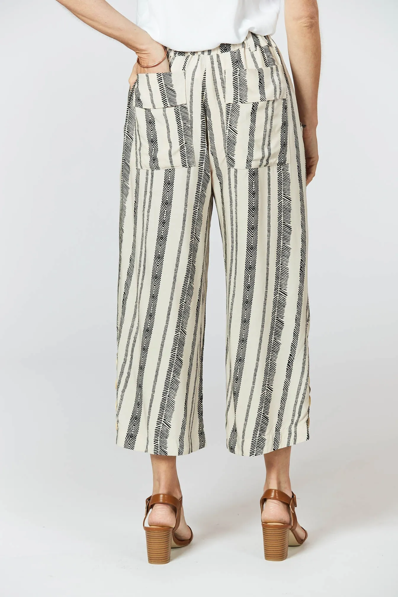 Harmony Pants - Seashell Feather Print