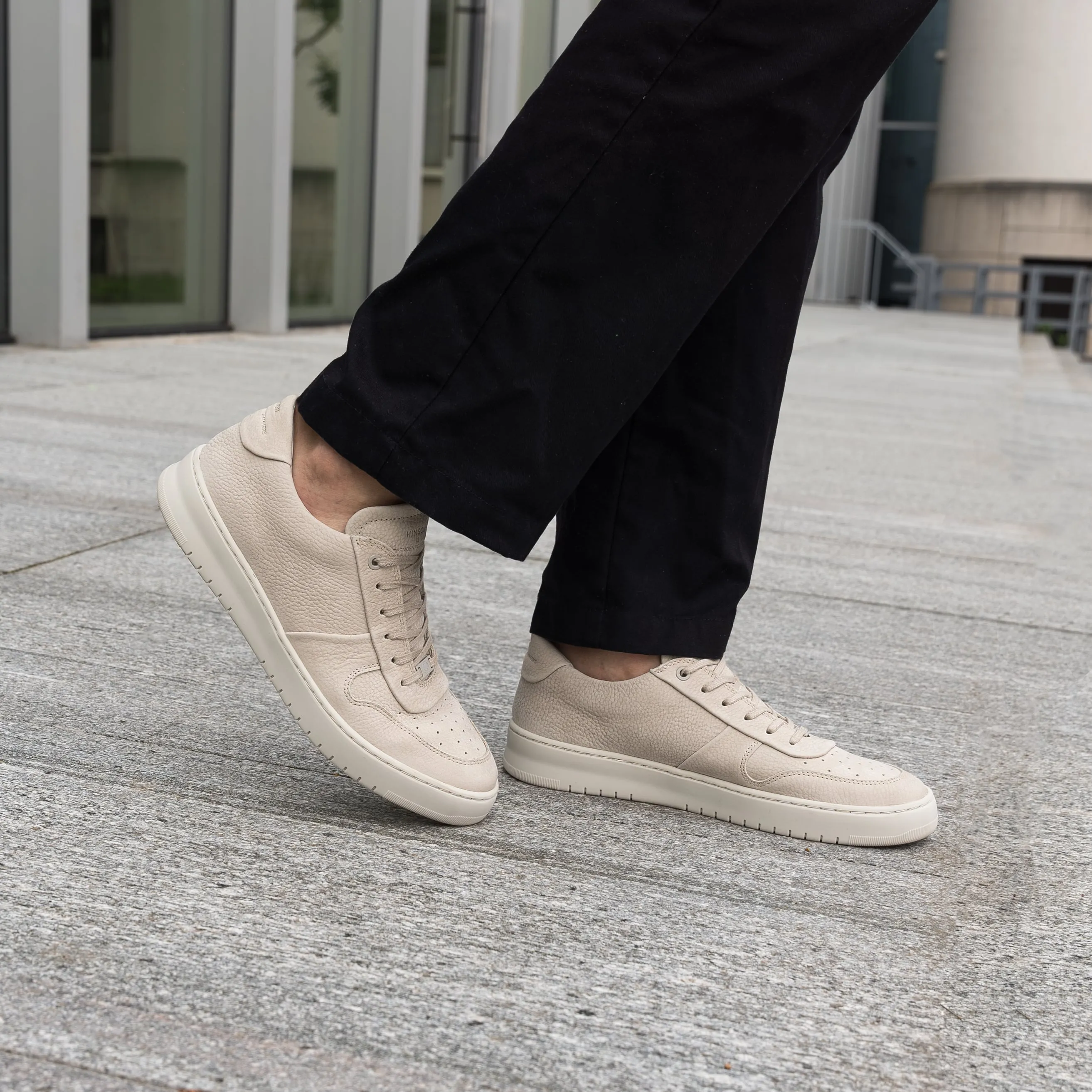 Hinson Bennet Sonder Eight Beige Nubuck