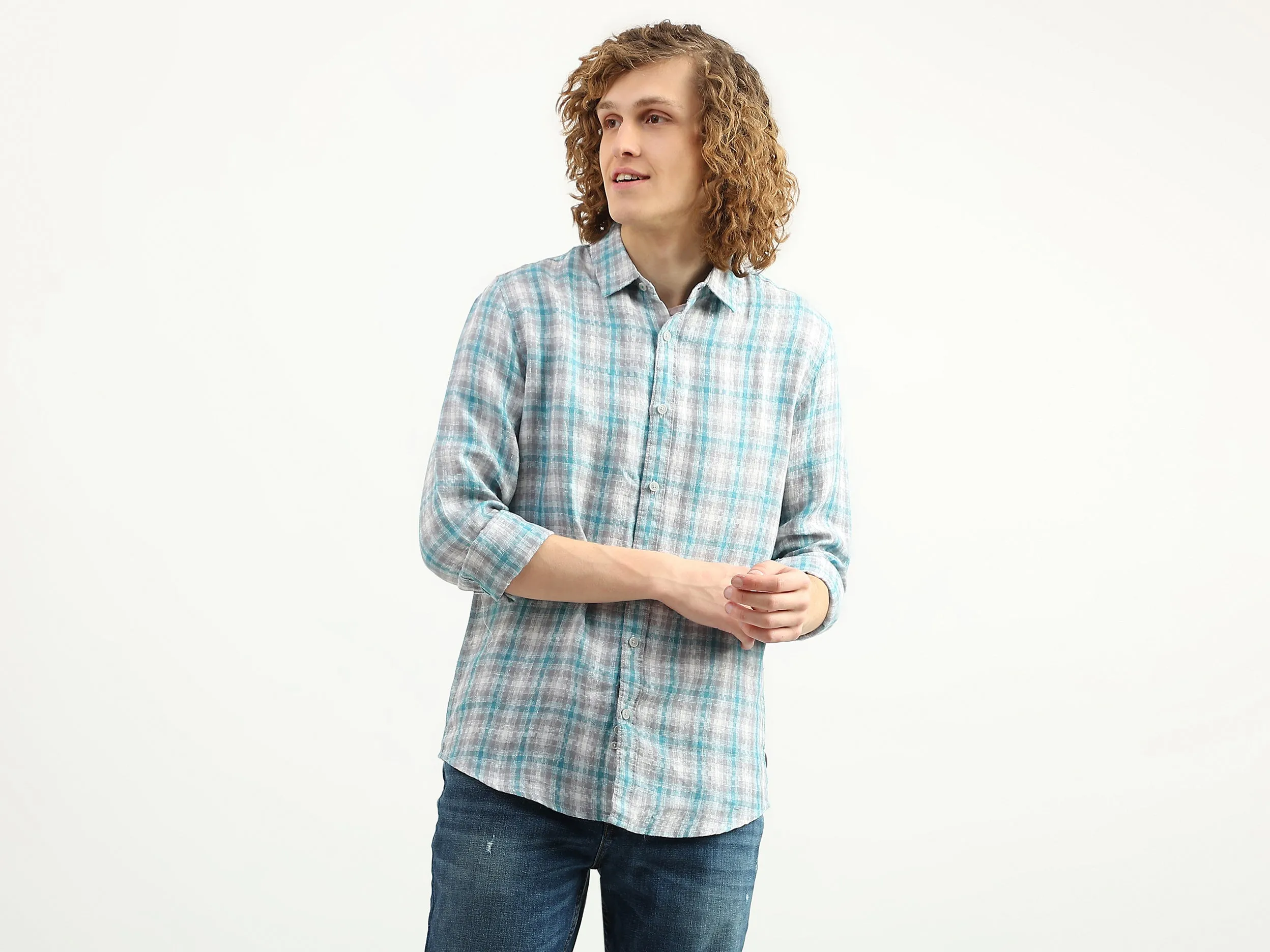 Men Checked Spread Collar Shirt