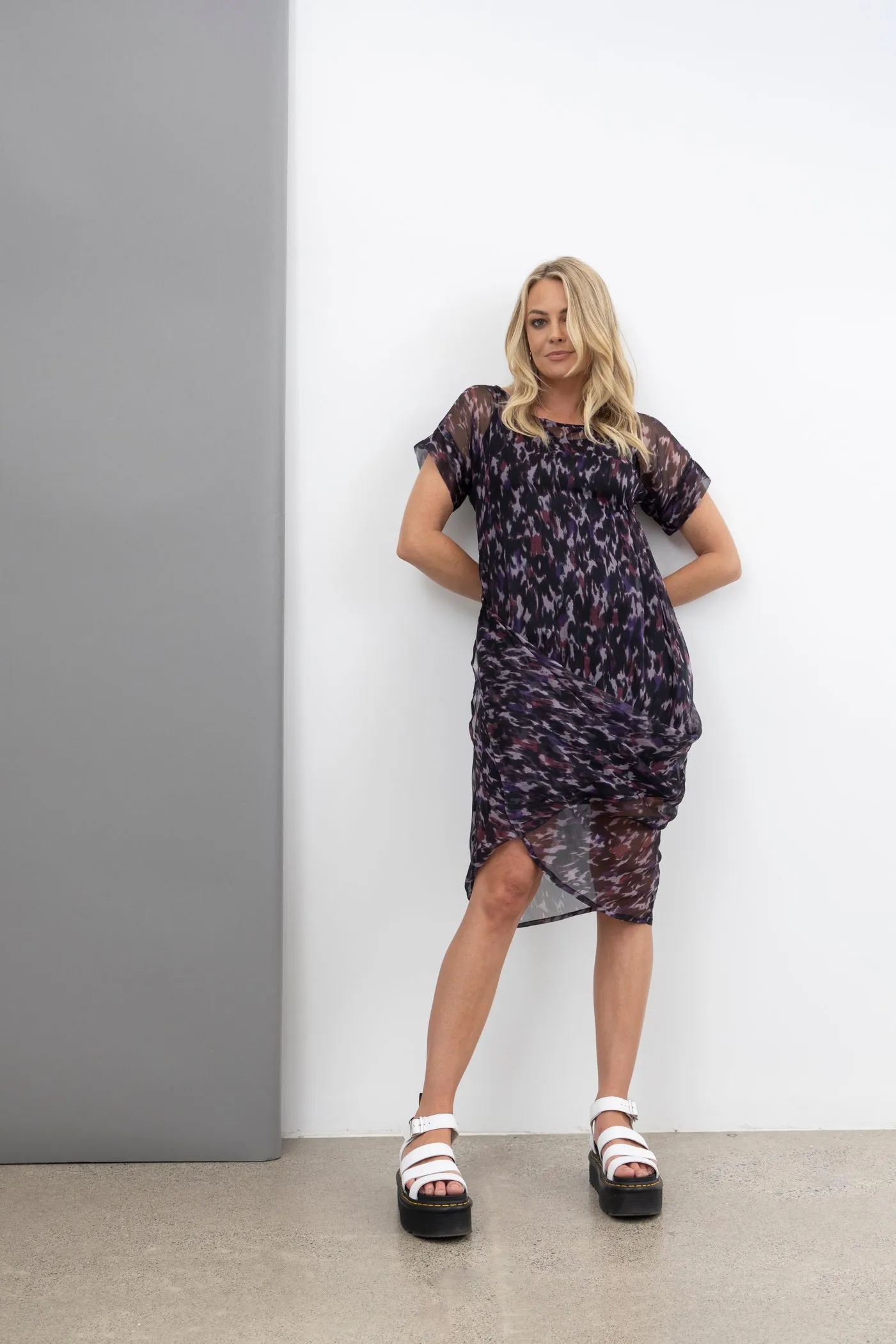 NES FLOW DRESS