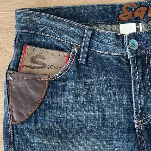 NWT Vintage Blue Cult Sacred Blue Leather Trim Jeans, Size 27; 34&quot; Inseam