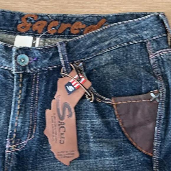 NWT Vintage Blue Cult Sacred Blue Leather Trim Jeans, Size 27; 34&quot; Inseam