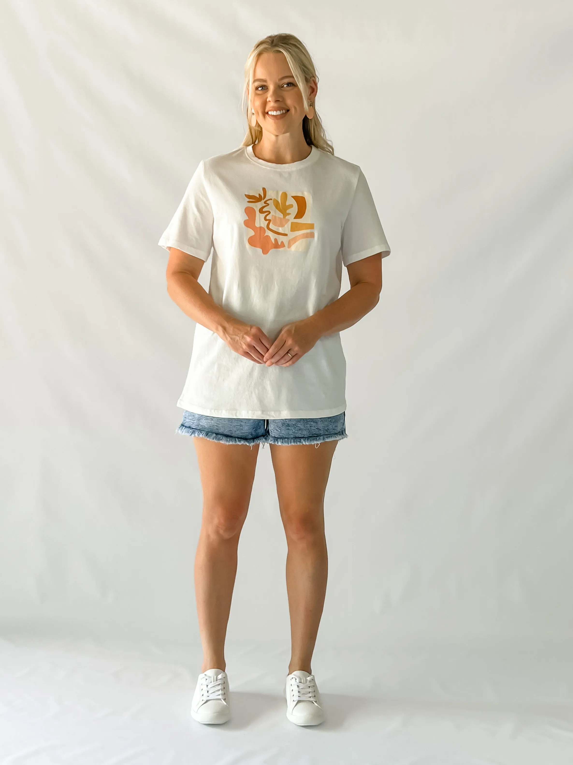 PATCH GRAPHIC TEE