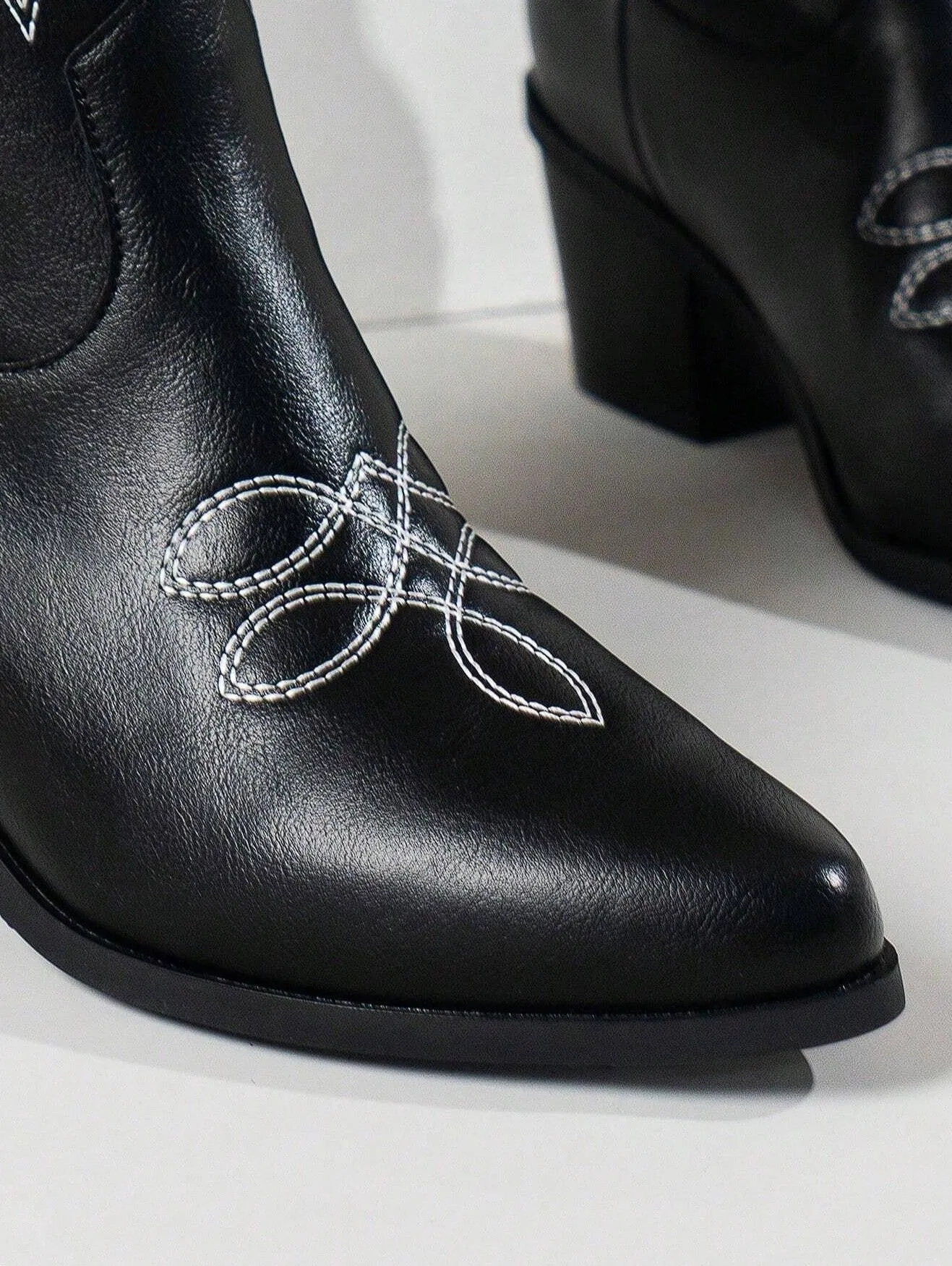 Rosanne Western CowGirl Boots in Black