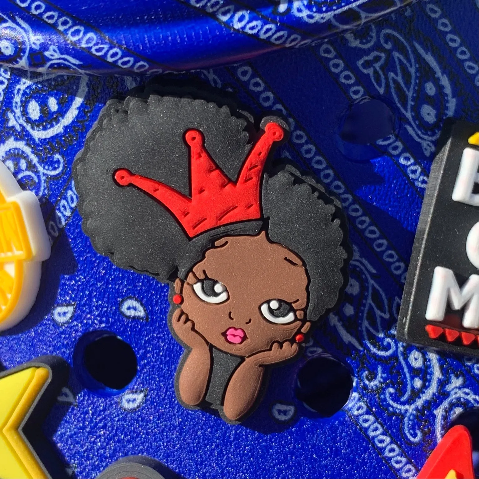 SHOE CHARMS - RED CROWN CUTIE