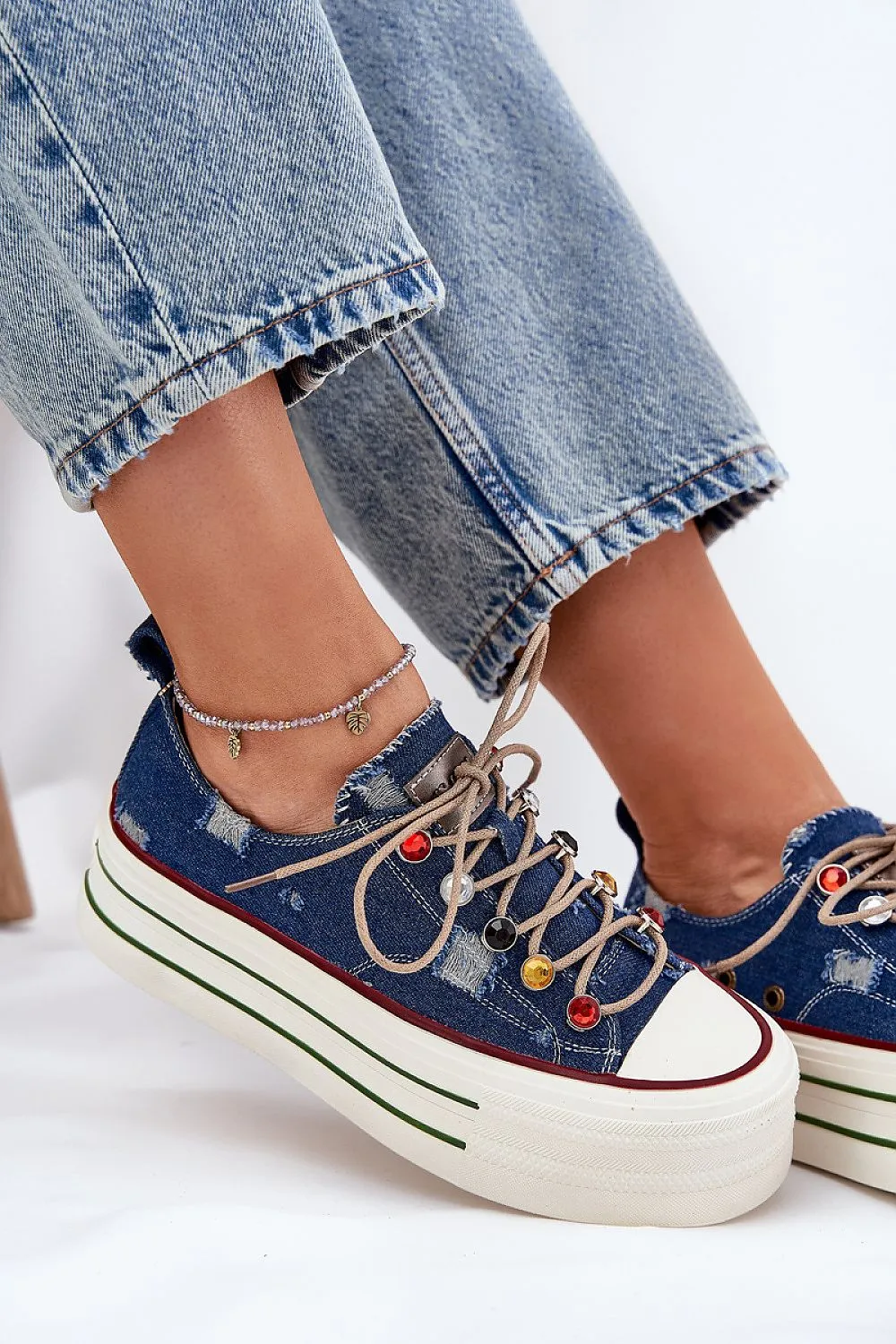 Sneakers Step in style