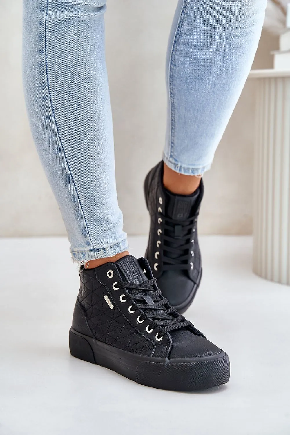 Sneakers Step in style