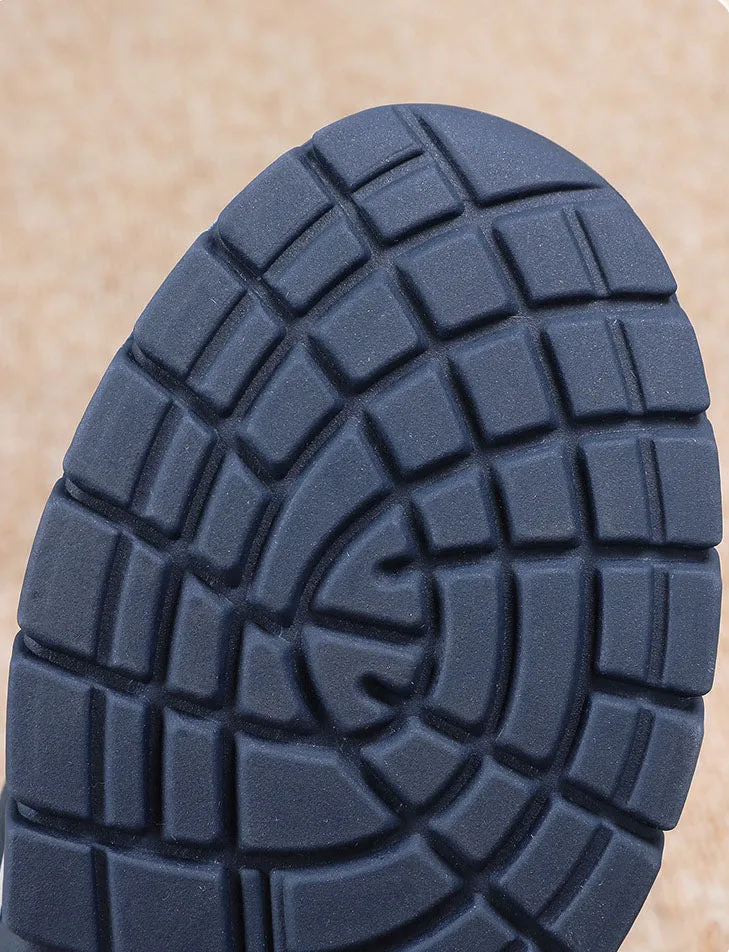 Stylish Insulated and Cushioned Minimalist Sneakers for Women