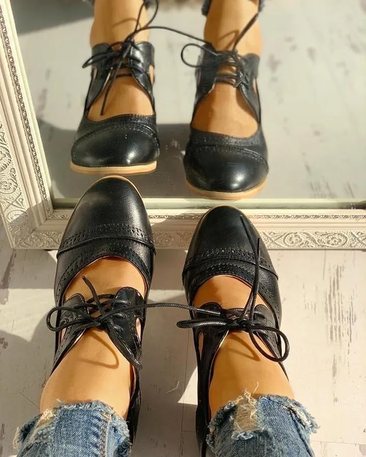 Stylish Vintage Lace-Up Cut-Out Brogue Heels for Women