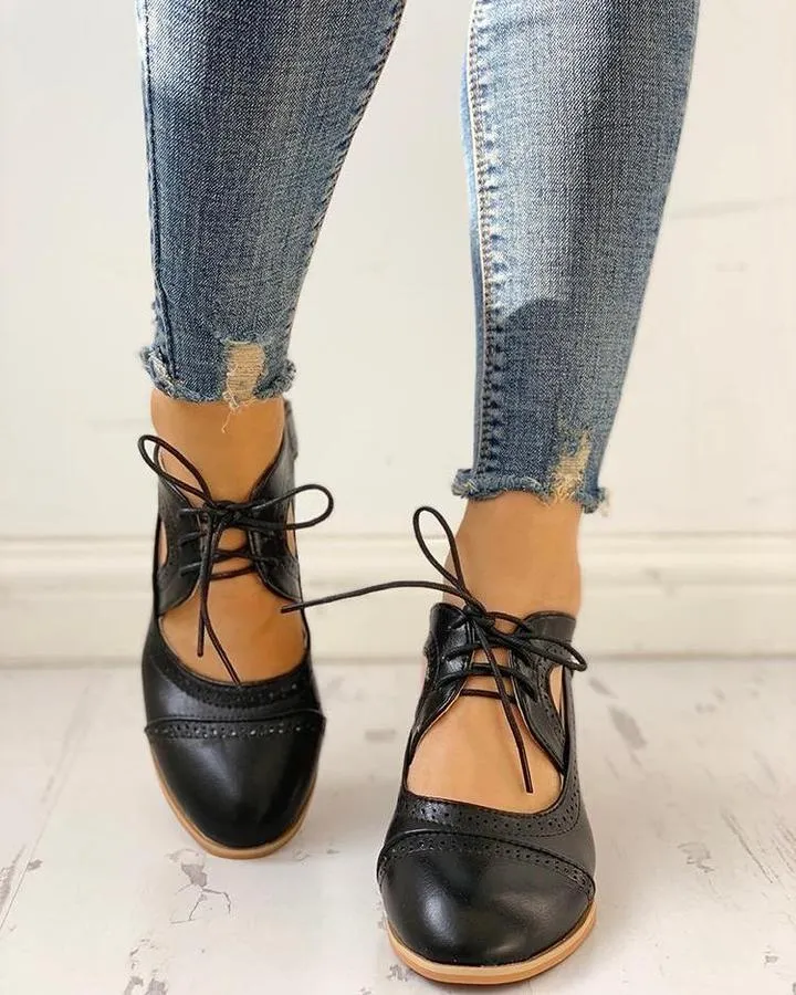 Stylish Vintage Lace-Up Cut-Out Brogue Heels for Women