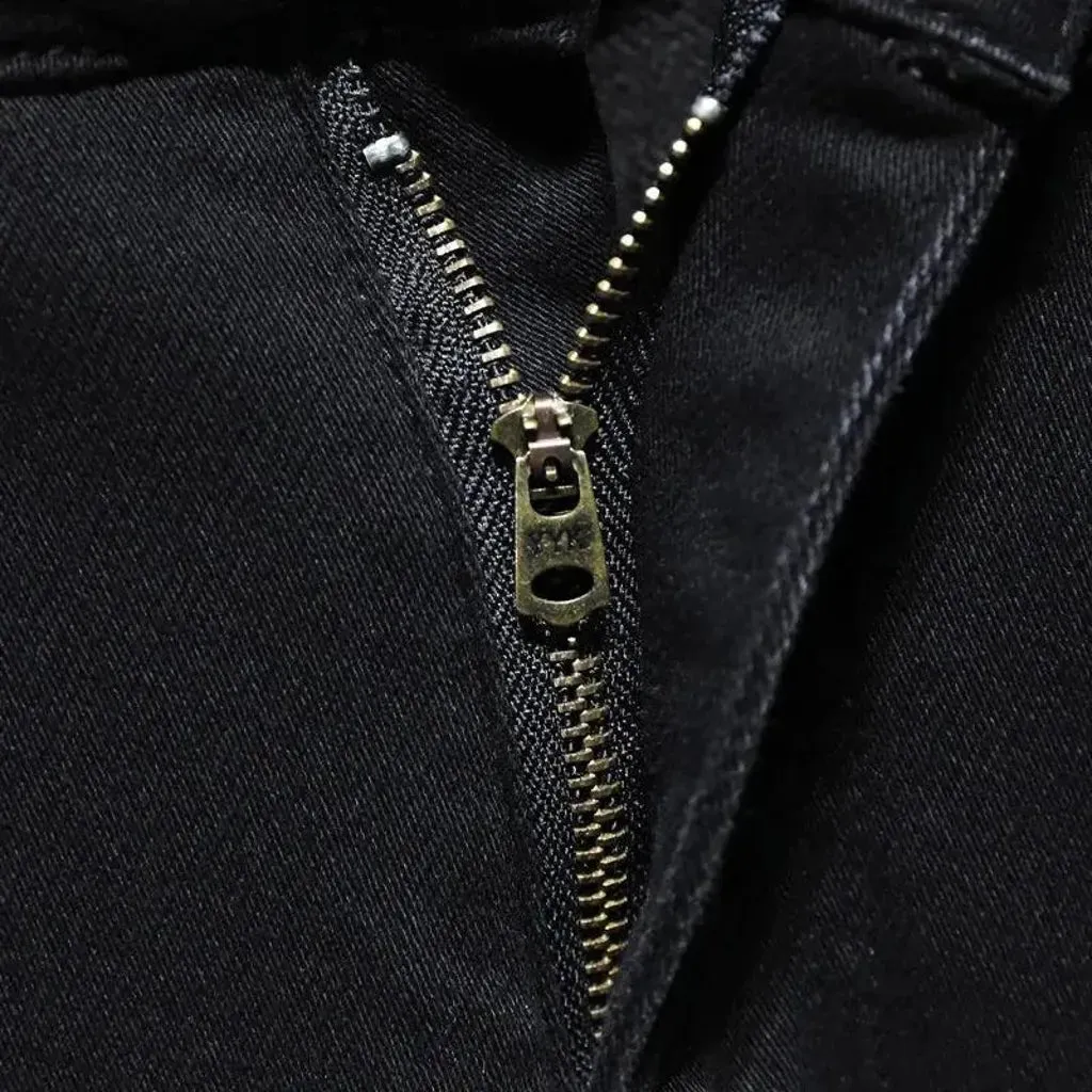 Tapered deep black fashion men's jeans