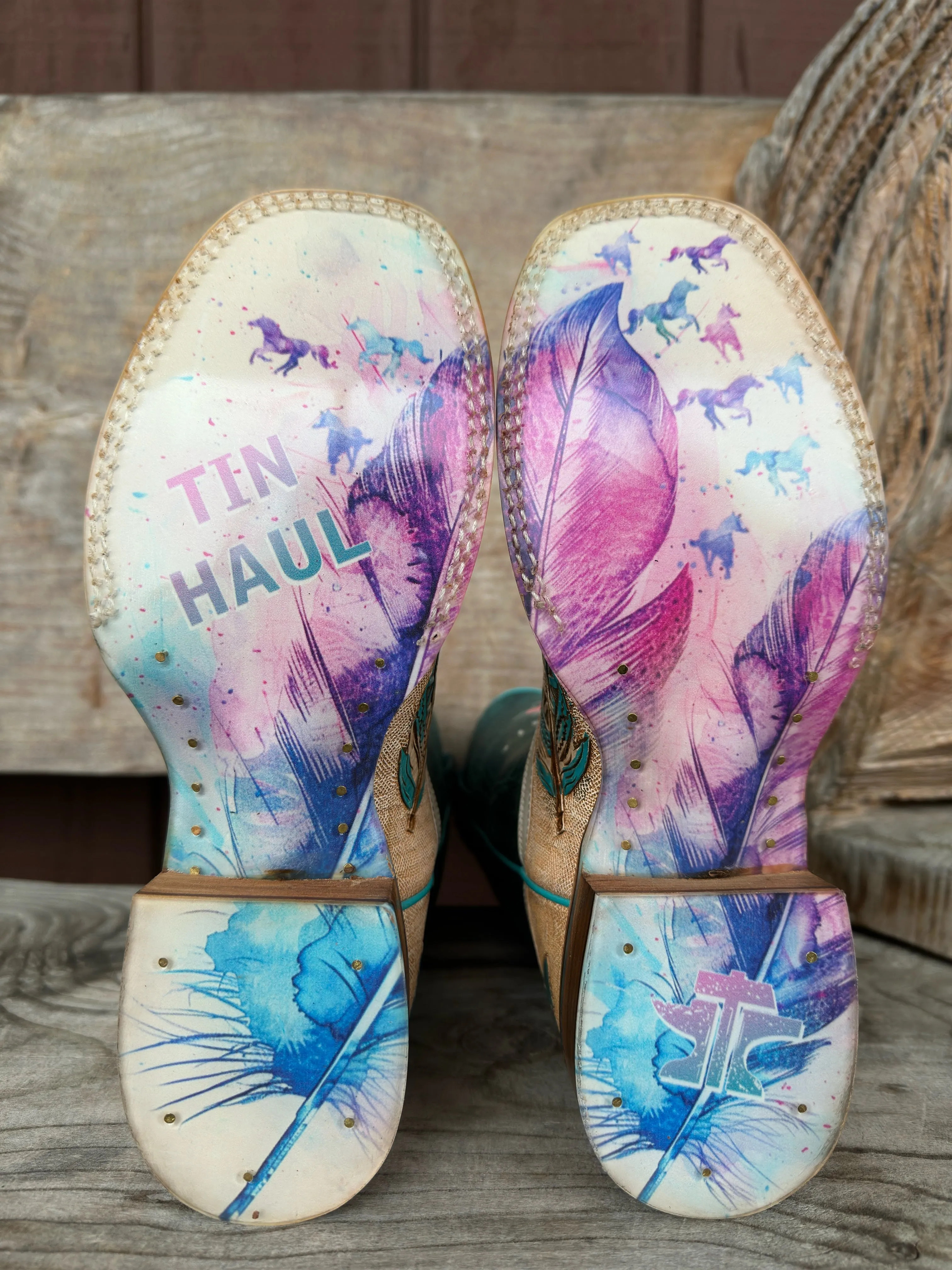 Tin Haul Women's Birds of a Feather Wide Square Toe Western Cowgirl Boots 0007-1541