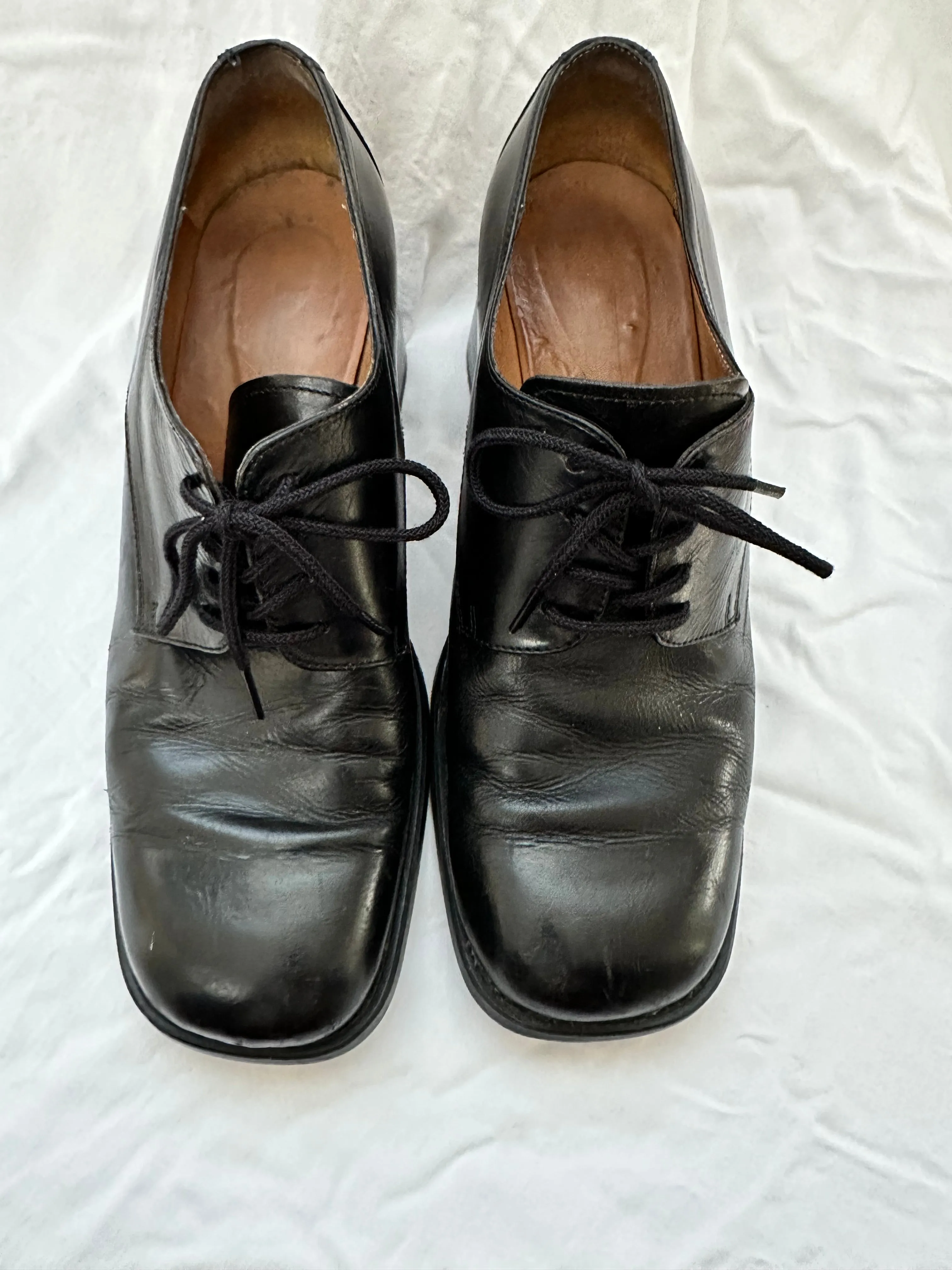 Vintage Block Heal Leather Lace Ups (39/8)
