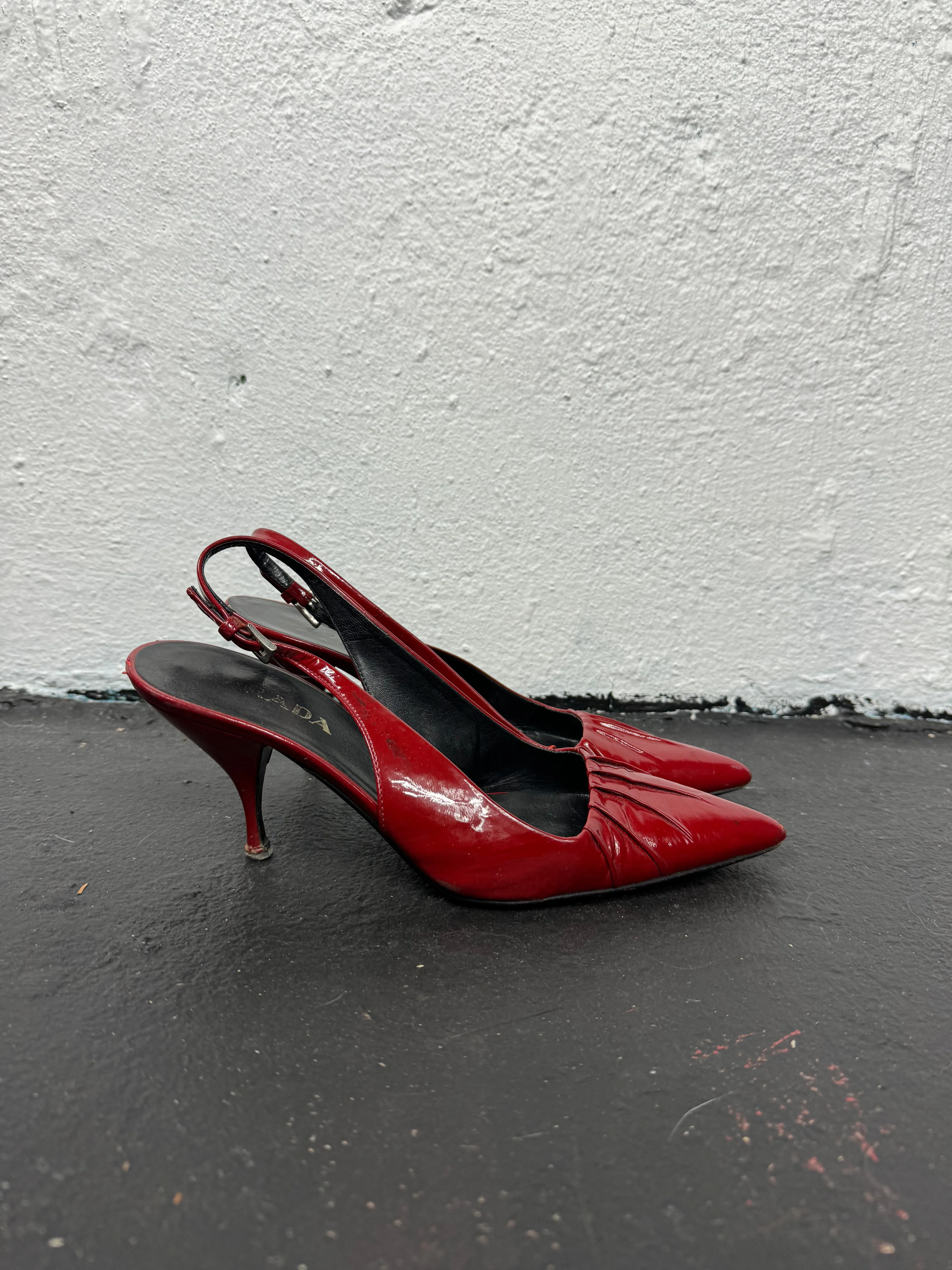VINTAGE PRADA SLINGBACK HEELS