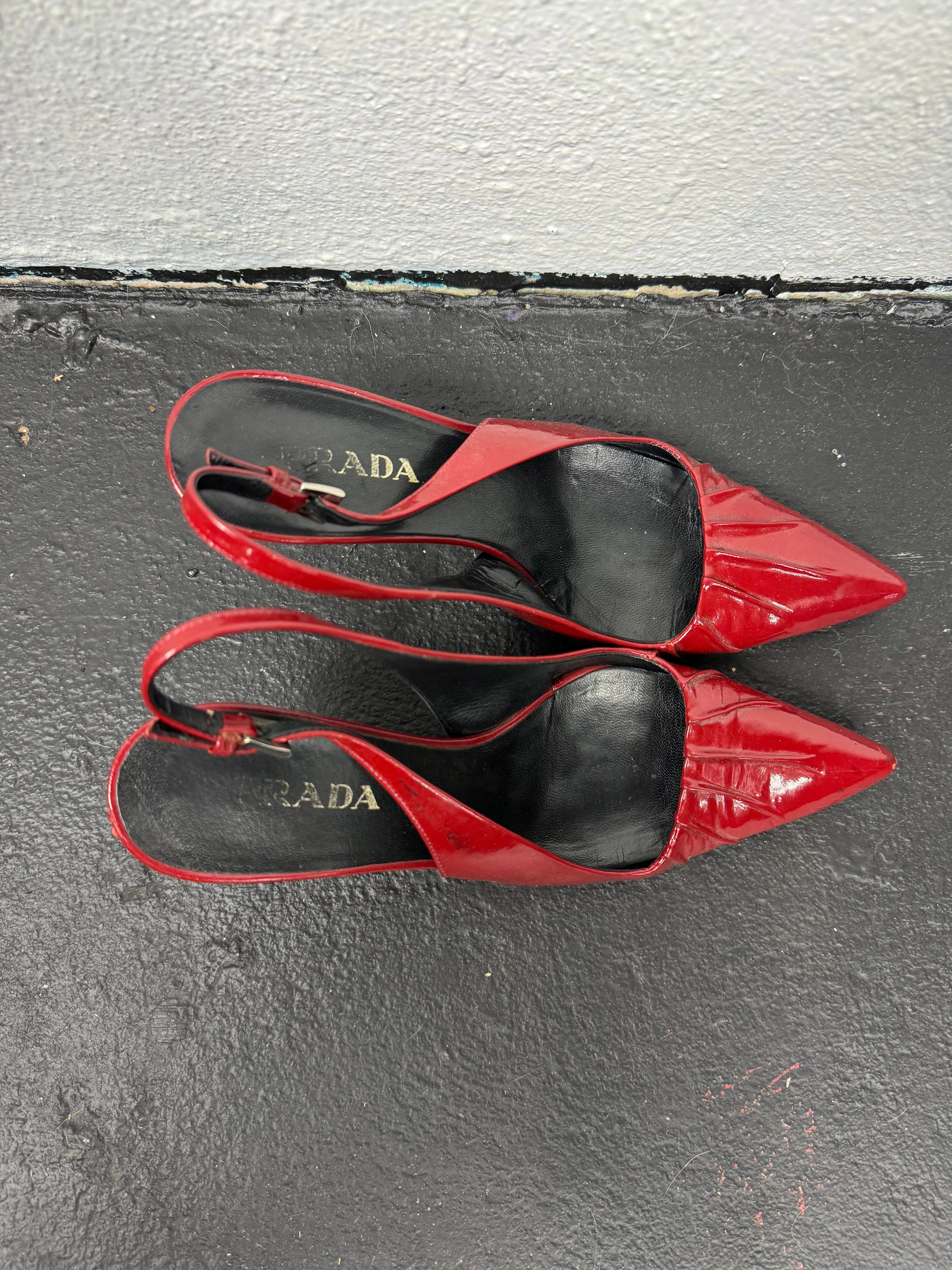 VINTAGE PRADA SLINGBACK HEELS