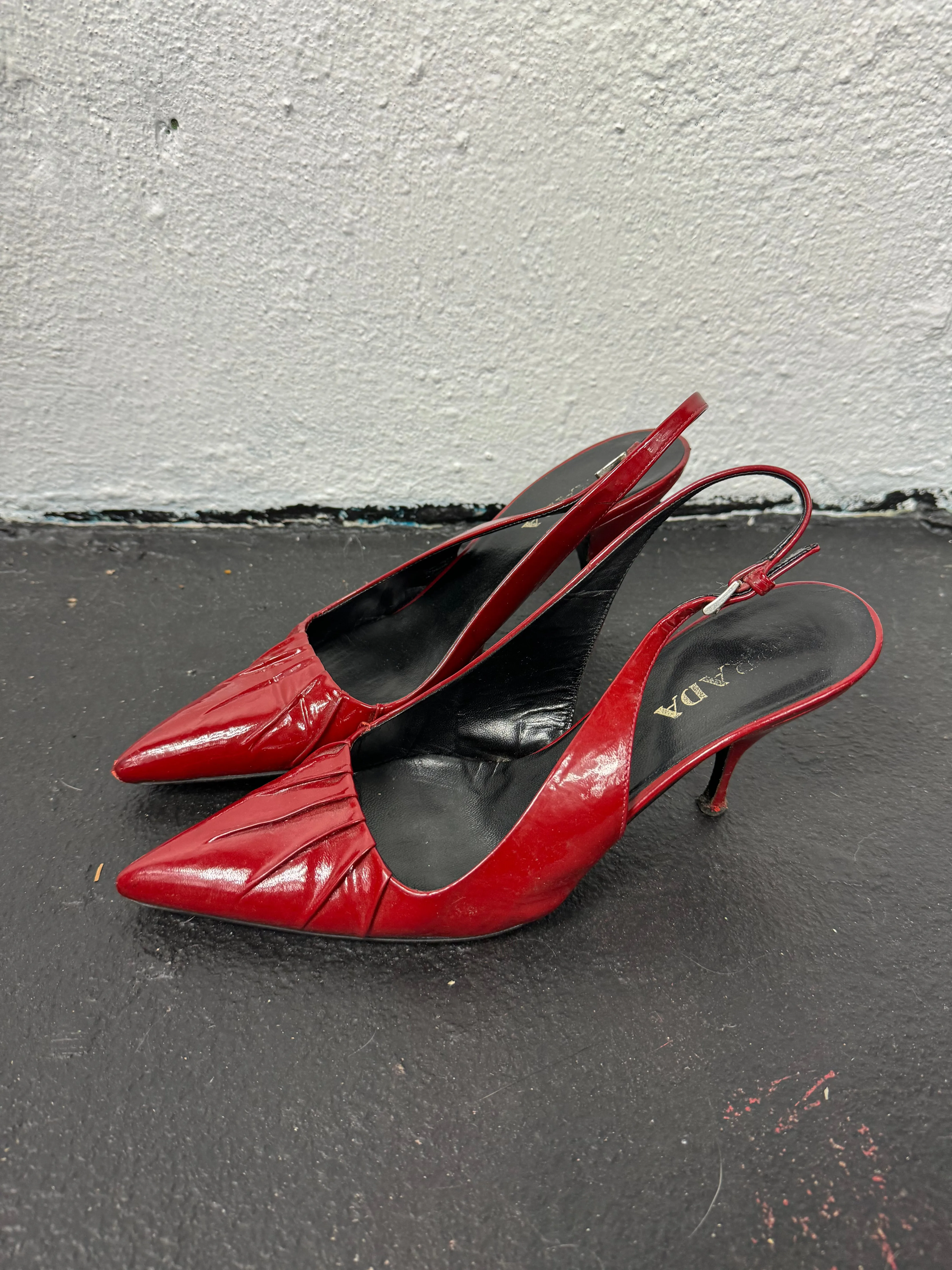 VINTAGE PRADA SLINGBACK HEELS