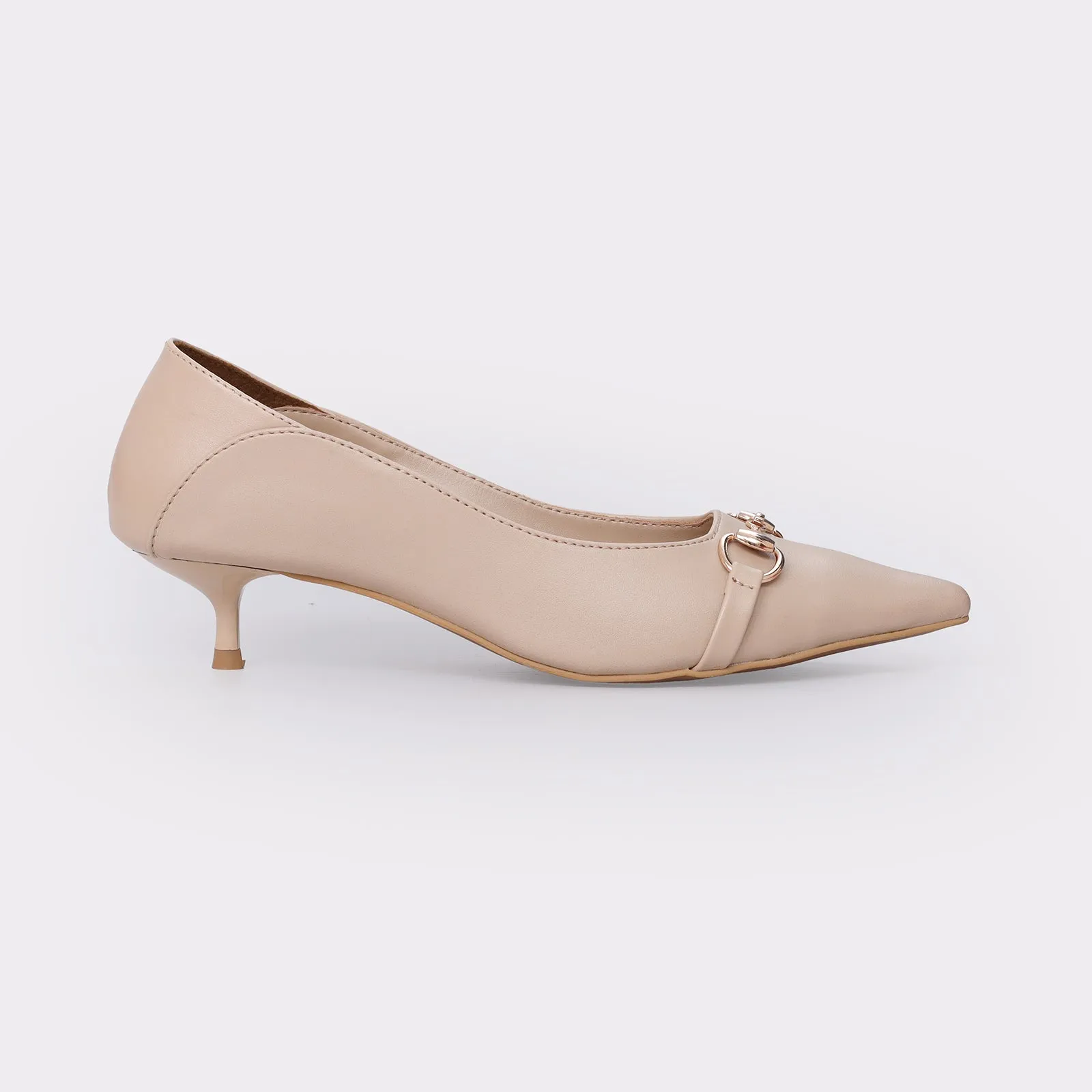 Women pointed-toe heels