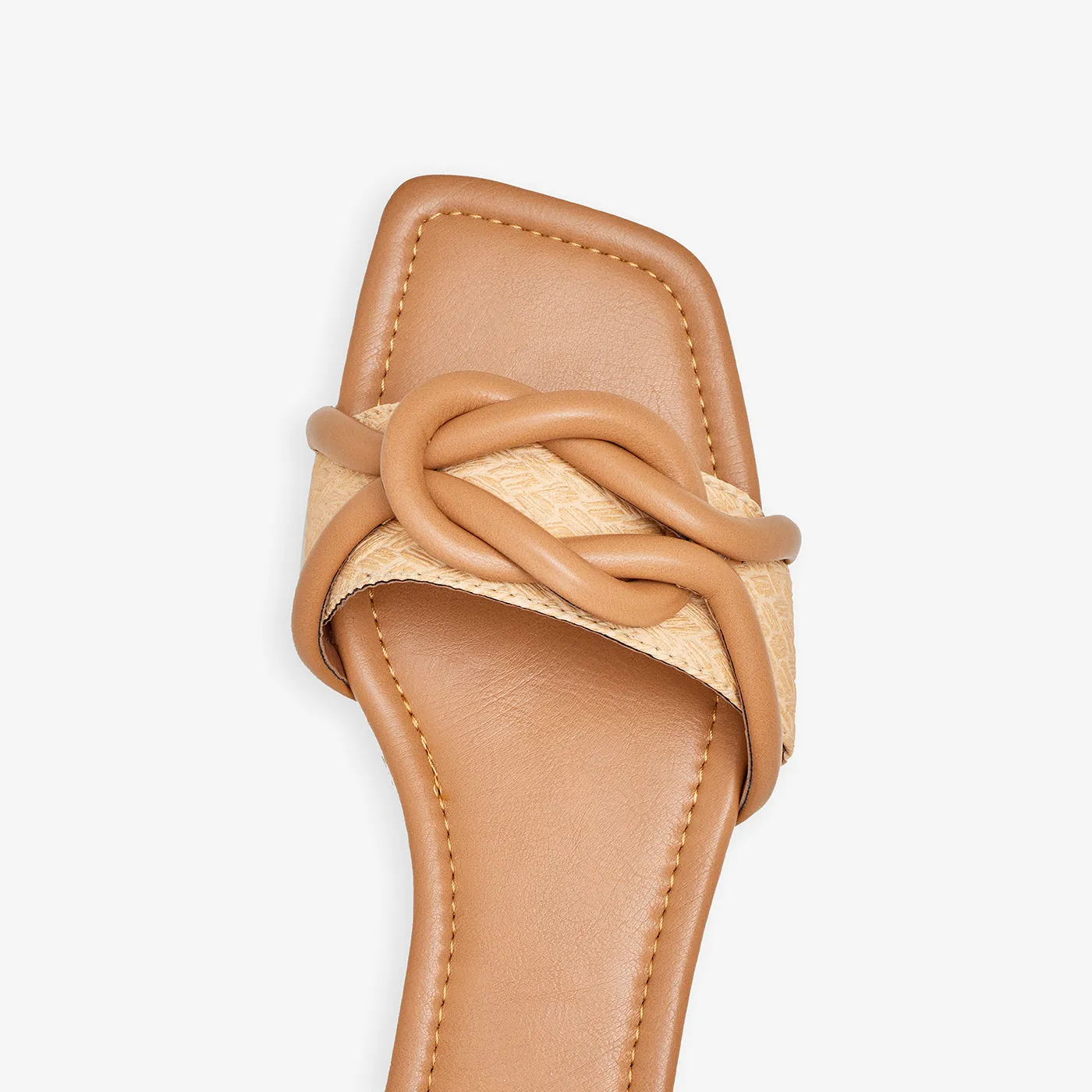 Women's Twisted Knot Flats